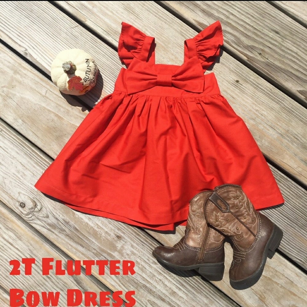 Adorable 🎀Bow Dress w/ Flutter Sleeve 2T